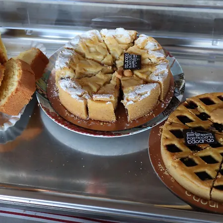 فندق مبيت وإفطار Clara 4*