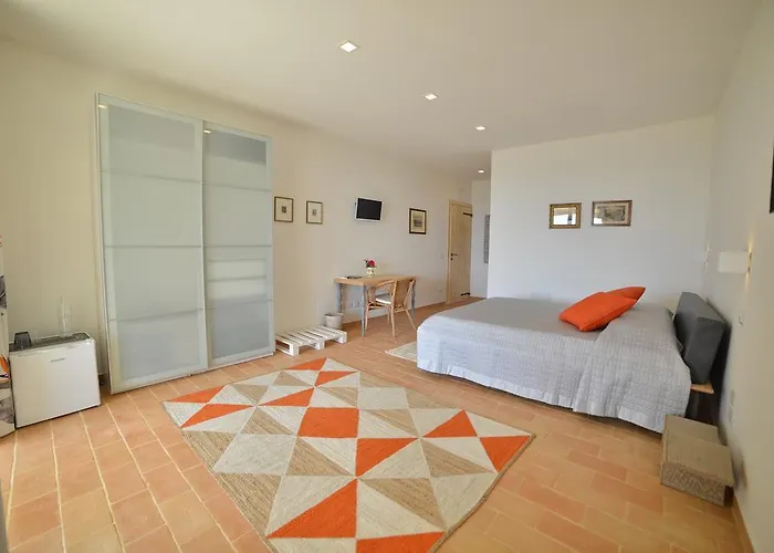 Bed & Breakfast Clara 4*